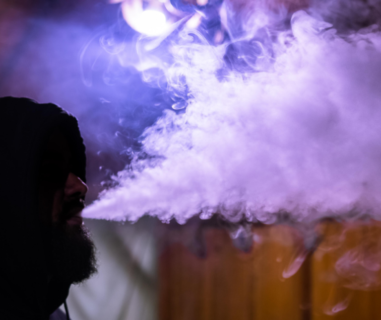 How to Use a Vape Cartridge Like a Pro