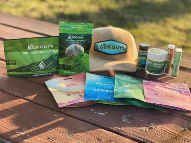🌞✨ Memorial Day weekend vibes with Nice Guys Delivery! 🎉 Grab something delicious, hit the campsite, or fire up that BBQ! 🍔🔥 Let’s celebrate with good food and great company! 🌲❤️ #MemorialDay #NiceGuysDelivery #BBQTime #CampsiteAdventures #GoodEats #weekendvibes